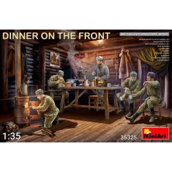 Maqueta Miniart 1/35 Dinner on the Front Soviet Soldiers WWII