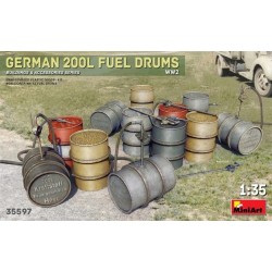 1/35 GERMAN 200L FUEL DRUMS WW2L