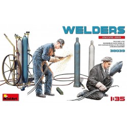 Maqueta de figuras 1/35 Welders de MiniArt, set de dos soldadores con equipo de soldadura