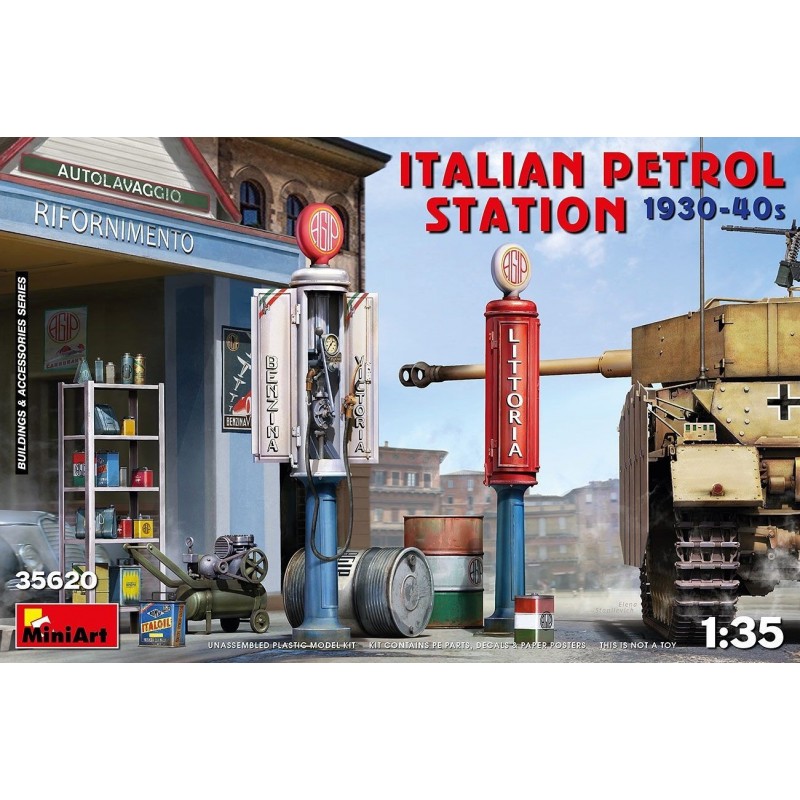 1/35 ITALIAN PETROL STATION 1930-40S