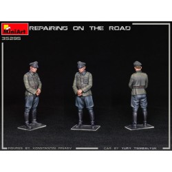 Maqueta Miniart 1/35 Repairing On The Road