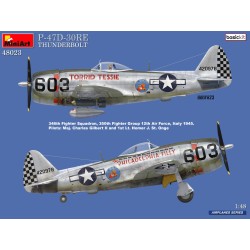 Maqueta de avión Miniart 1/48 P-47D-30Re Thunderbolt Basic Kit