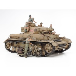 Maqueta de tanque Tamiya 1/35 German Tank Panzerkampfwagen IV Ausf.F & Motorcycle Set North Africa