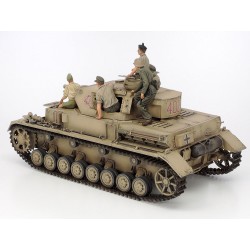 Maqueta de tanque Tamiya 1/35 German Tank Panzerkampfwagen IV Ausf.F & Motorcycle Set North Africa