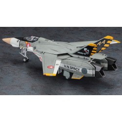 Hasegawa 1/48 VF-1J Super/Strike Valkyrie SVF-41 Black Aces model kit