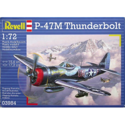 Maqueta Revell 1/72 P-47M Thunderbolt completa en mesa de trabajo