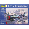 Maqueta Revell 1/72 P-47M Thunderbolt completa en mesa de trabajo