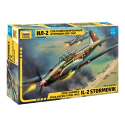 Maqueta de avión 1/72 Il-2 Stormovik - Soviet Armored Attack Aircraft de Zvezda