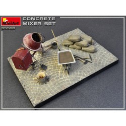 Miniart 1/35 Concrete Mixer Set