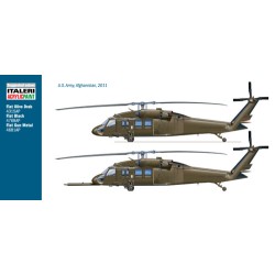 Italeri 1/48 UH-60 Black Hawk "Night Raid"A helicopter model kit