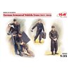 German Armoured Vehicle Crew 1941-1942 4 figures and cat