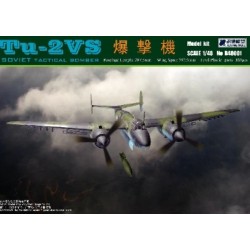 Maqueta 1/48 Tu-2VS Soviet Tactical Bomber de Xuntong Model con calcas históricas y detalles realistas.