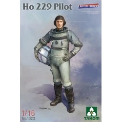 Figura del piloto Ho 229 en edición limitada, escala 1/16, de Takom.