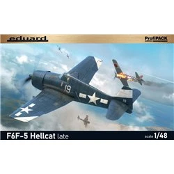 F6F-5 Hellcat late 1/48 Weekend edition