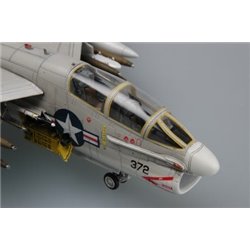 1/72 TA-7C Corsair II