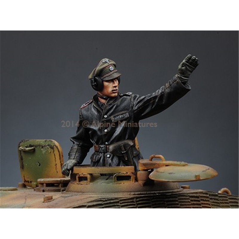 1/35 SS Panzer Commander 1